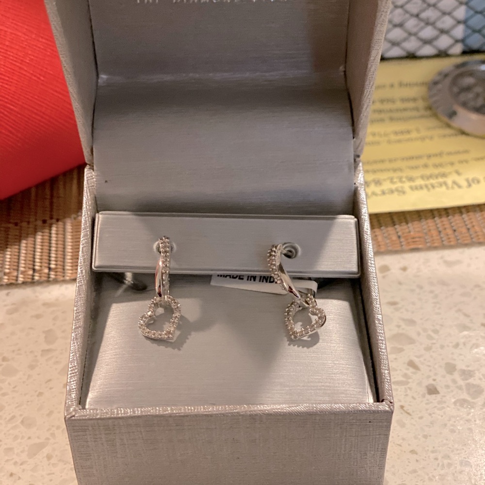 Zales diamond dangle heart earrings